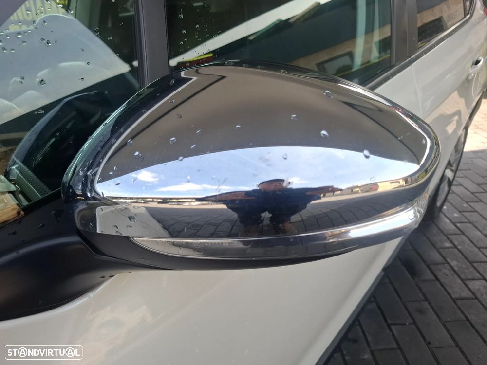 Peugeot 2008 1.2 PureTech Active - 16