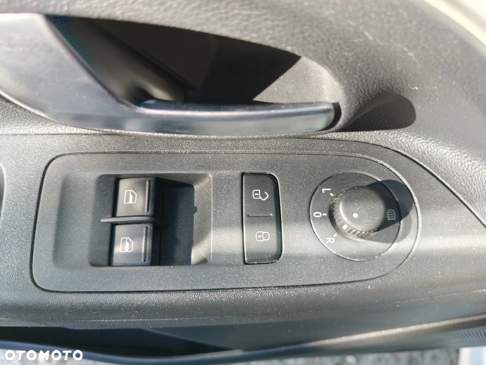 Volkswagen up! - 12