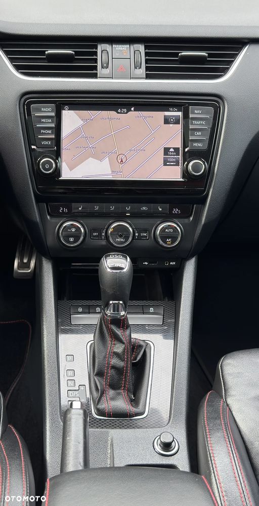 Skoda Octavia 2.0 TDI 4x4 DSG RS - 33