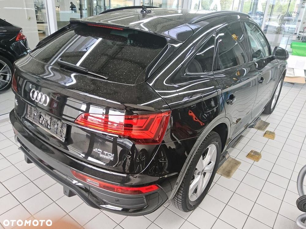 Audi Q5 Sportback - 5
