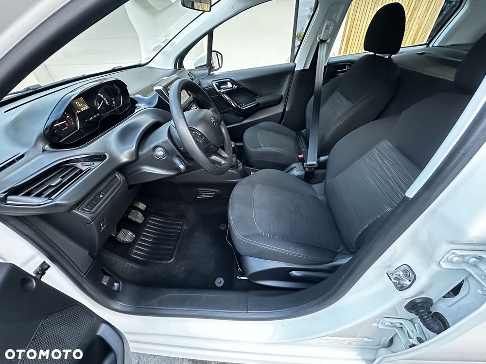 Peugeot 208 VAN VAT-1 ciężarowy - 12