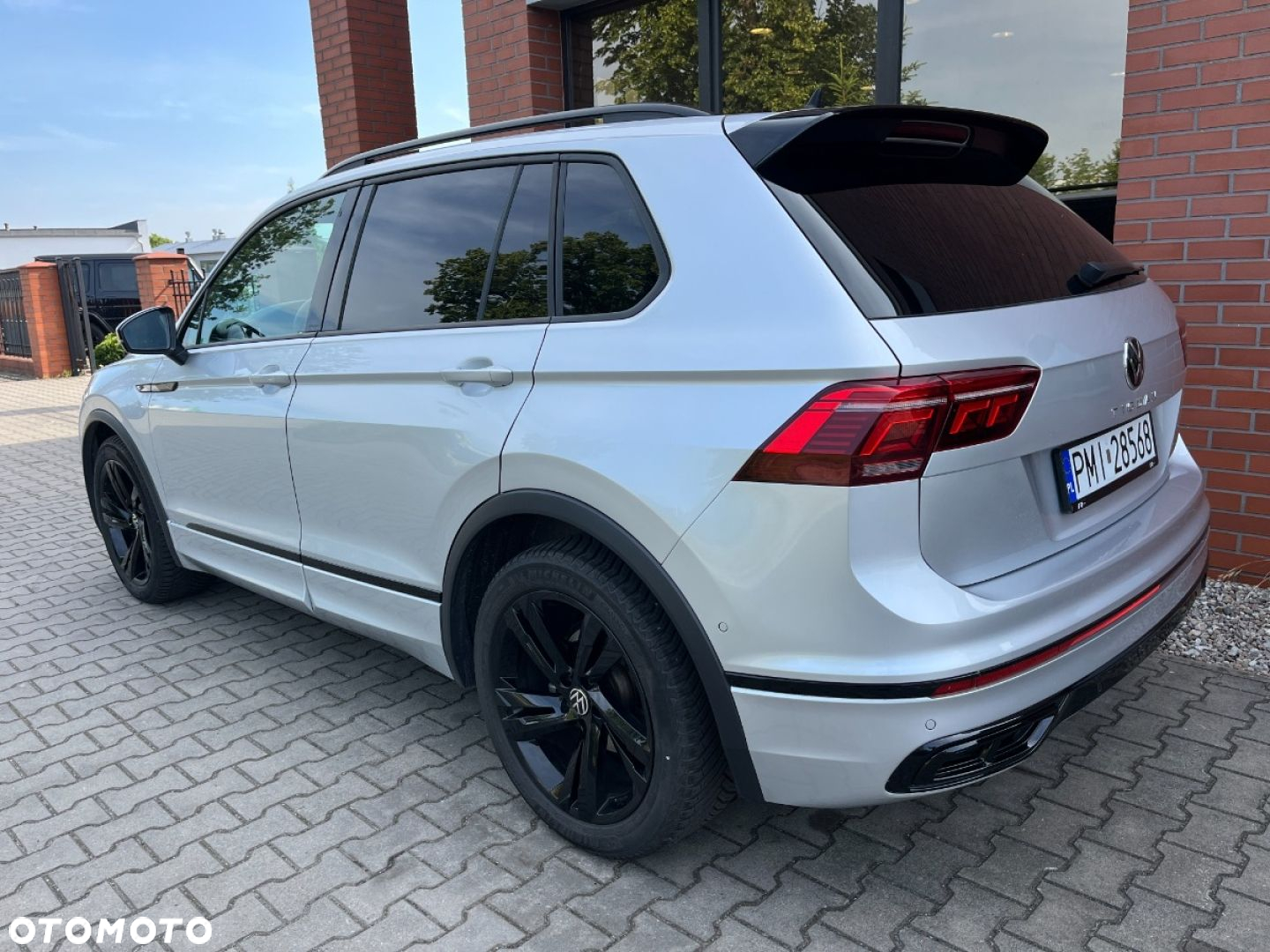 Volkswagen Tiguan 2.0 TDI SCR DSG R-Line - 3