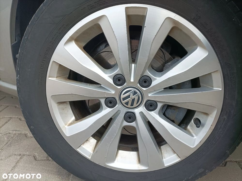 Volkswagen Golf 1.6 TDI BMT Comfortline - 12