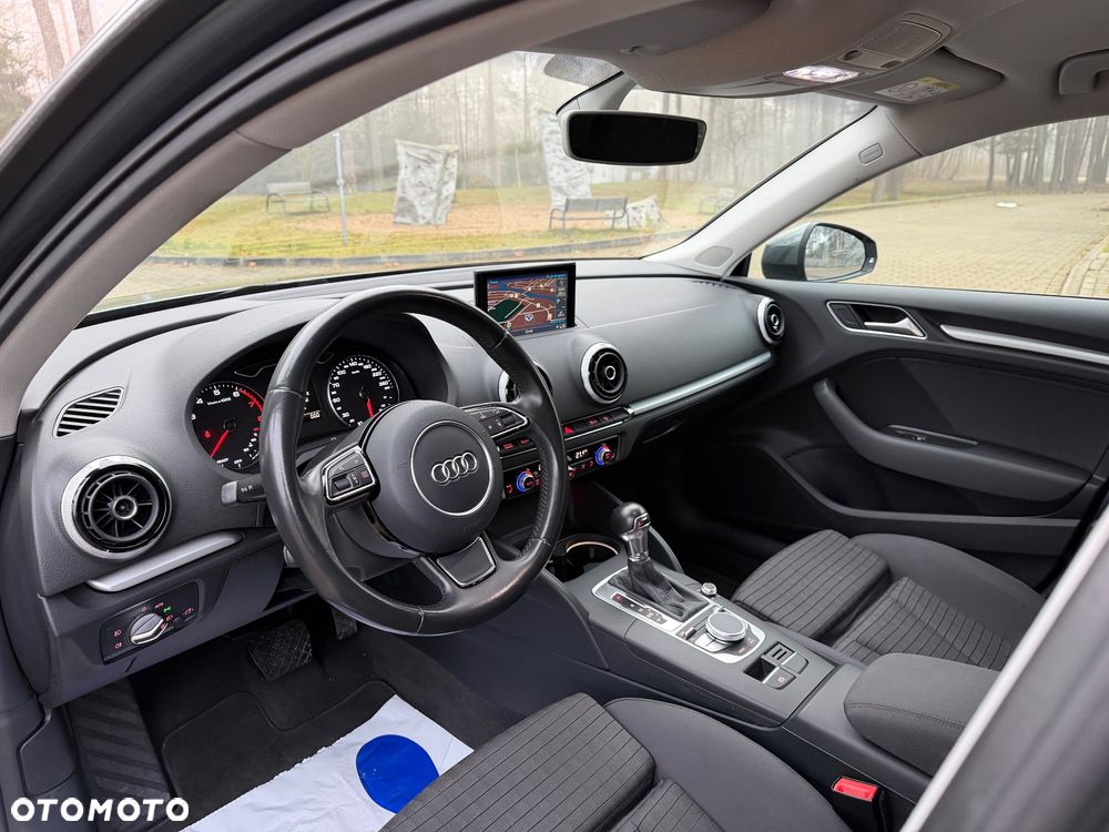 Audi A3 Sportback 1.4 TFSI Ambiente S tronic - 13