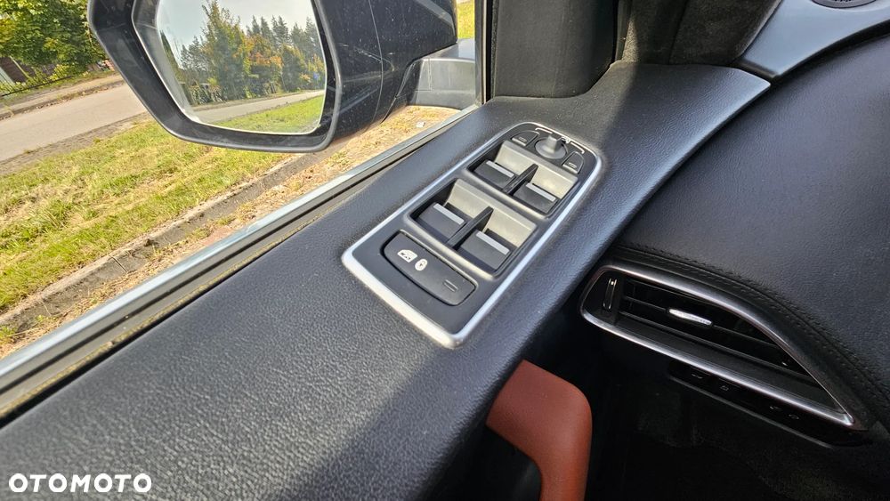 Jaguar F-Pace 2.0 i4P AWD Portfolio - 9