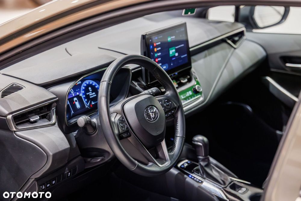 Toyota Corolla 1.8 Hybrid Comfort - 33
