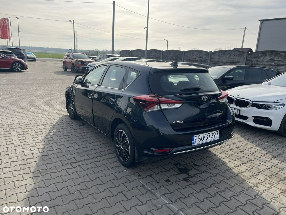 Toyota Auris 1.6 Travel - 4