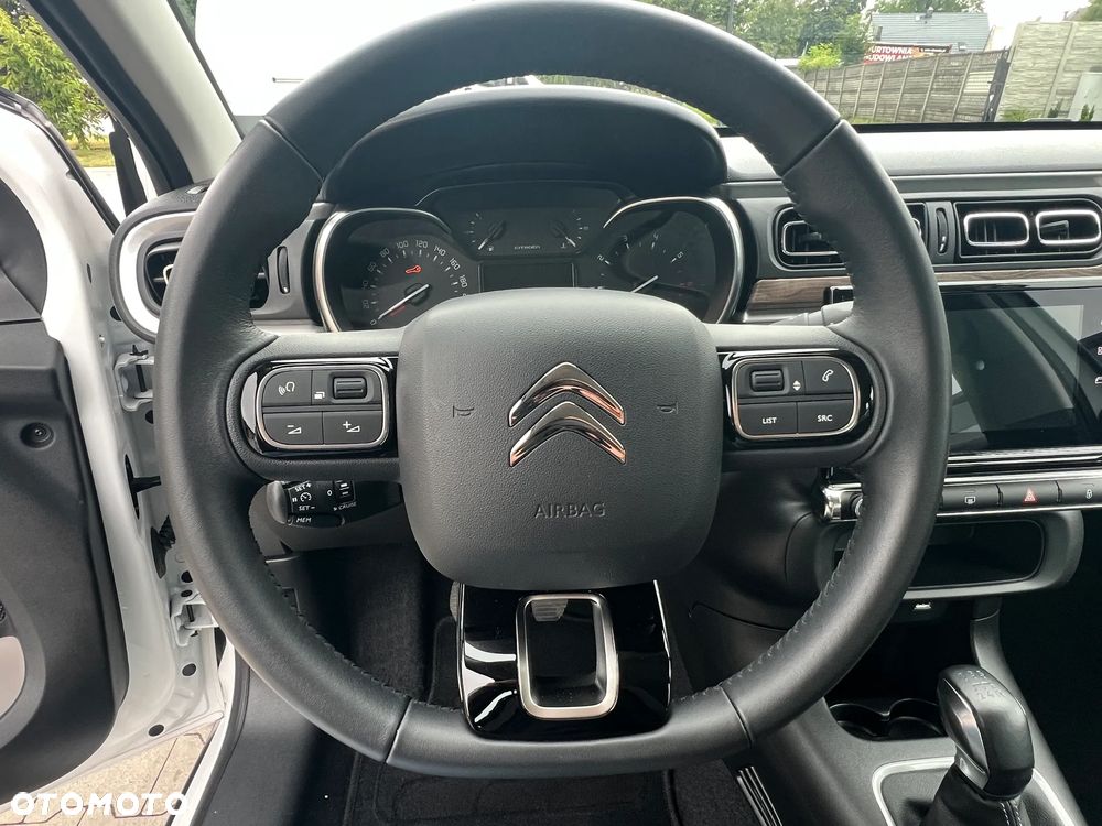 Citroën C3 1.2 PureTech Shine - 21