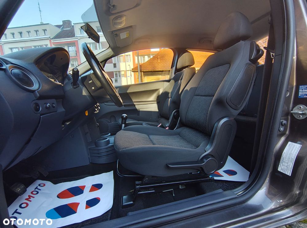 Mitsubishi Colt - 10