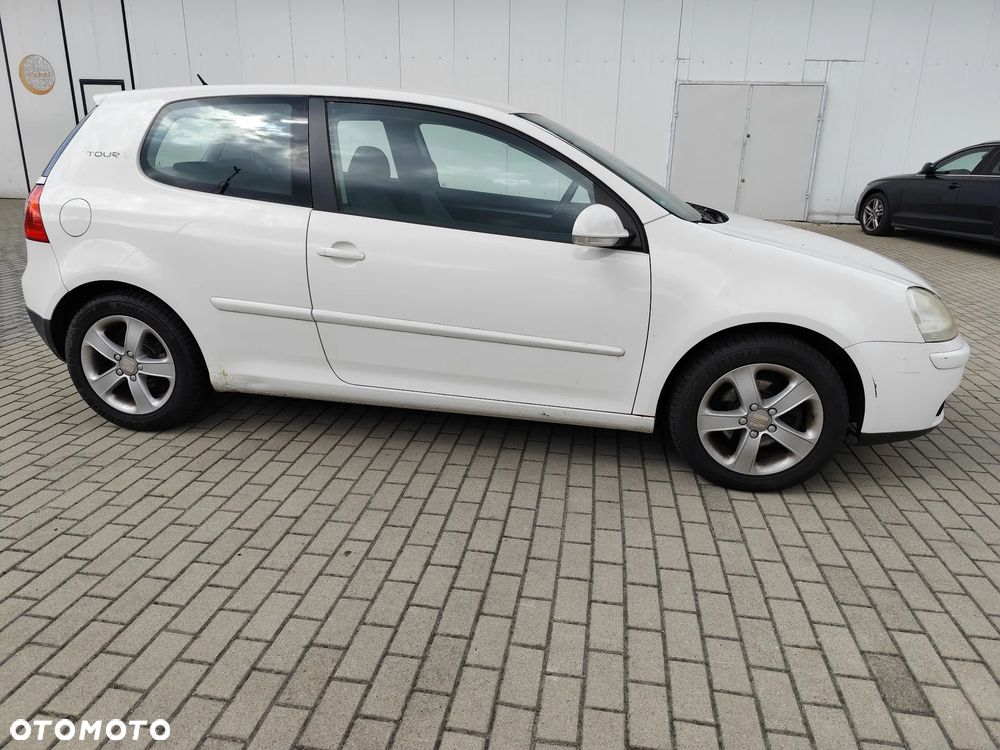 Volkswagen Golf 1.9 TDI Tour Edition - 24