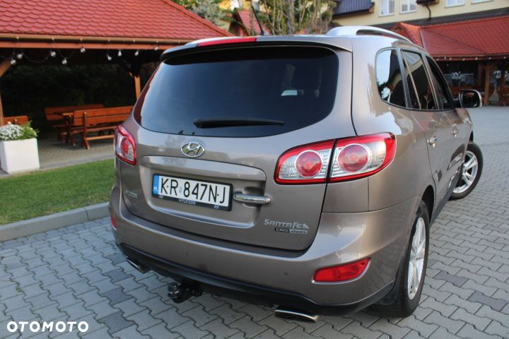 Hyundai Santa Fe - 9