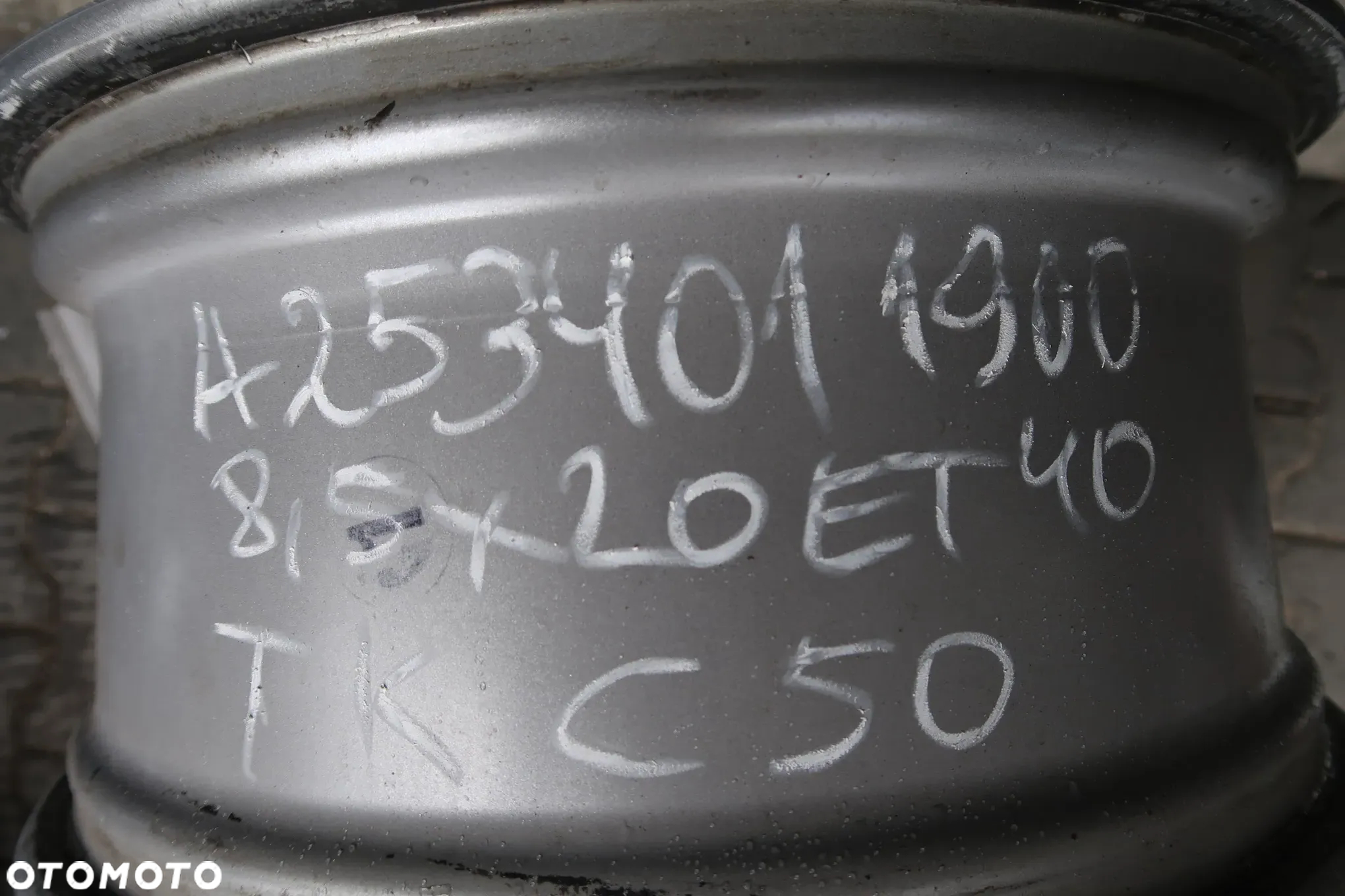 C50/C51 FELGA MERCEDES GLC A2534011900 8,5X20ET40 - 16
