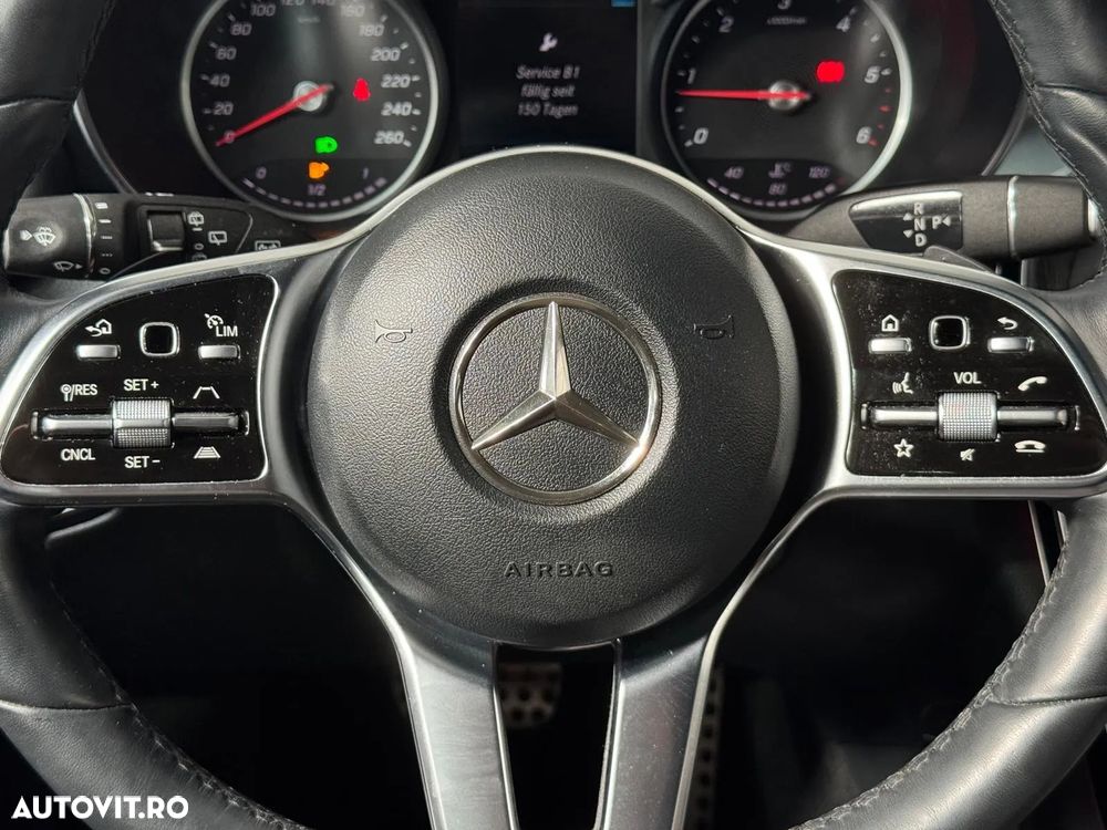 Mercedes-Benz GLC 220 d 4Matic 9G-TRONIC AMG Line - 11