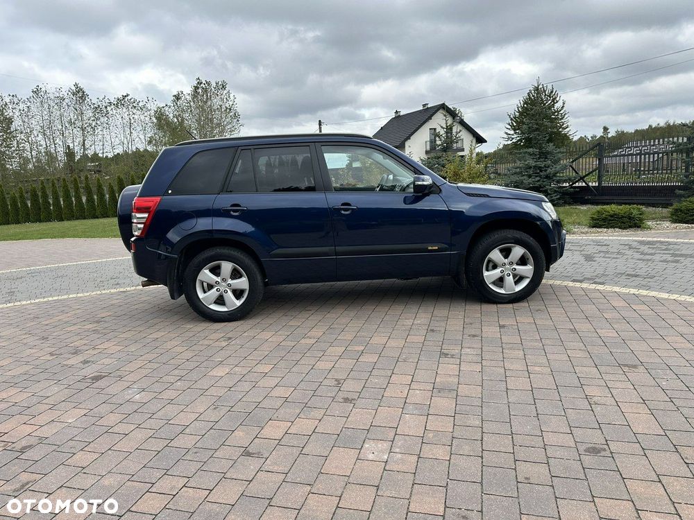 Suzuki Grand Vitara - 11
