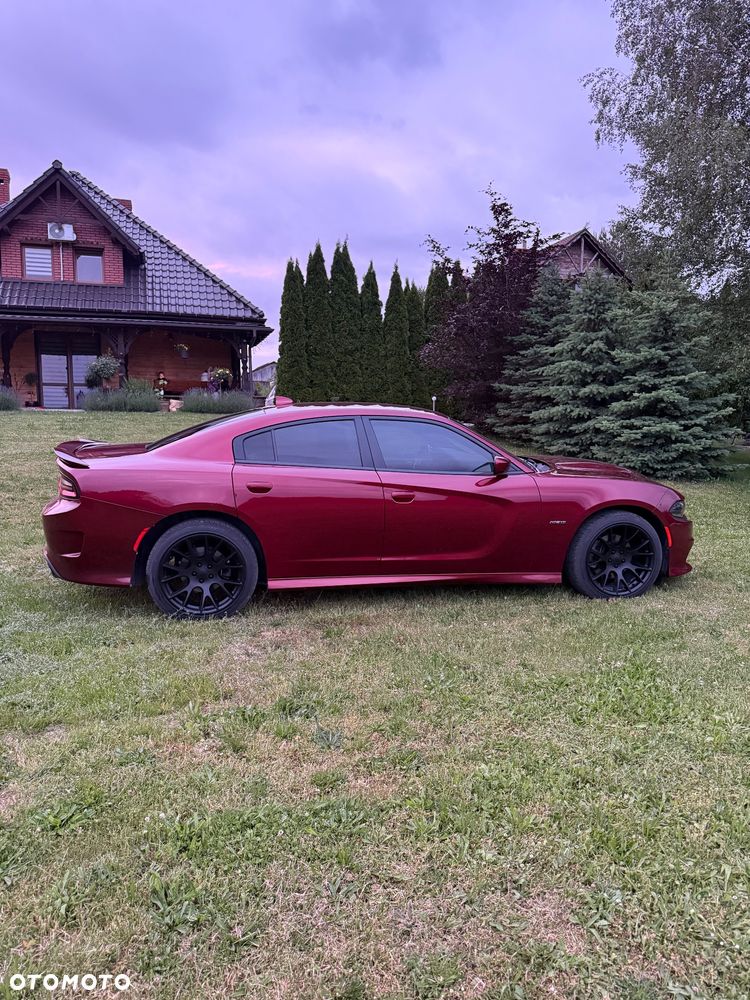 Dodge Charger 5.7 R/T - 8