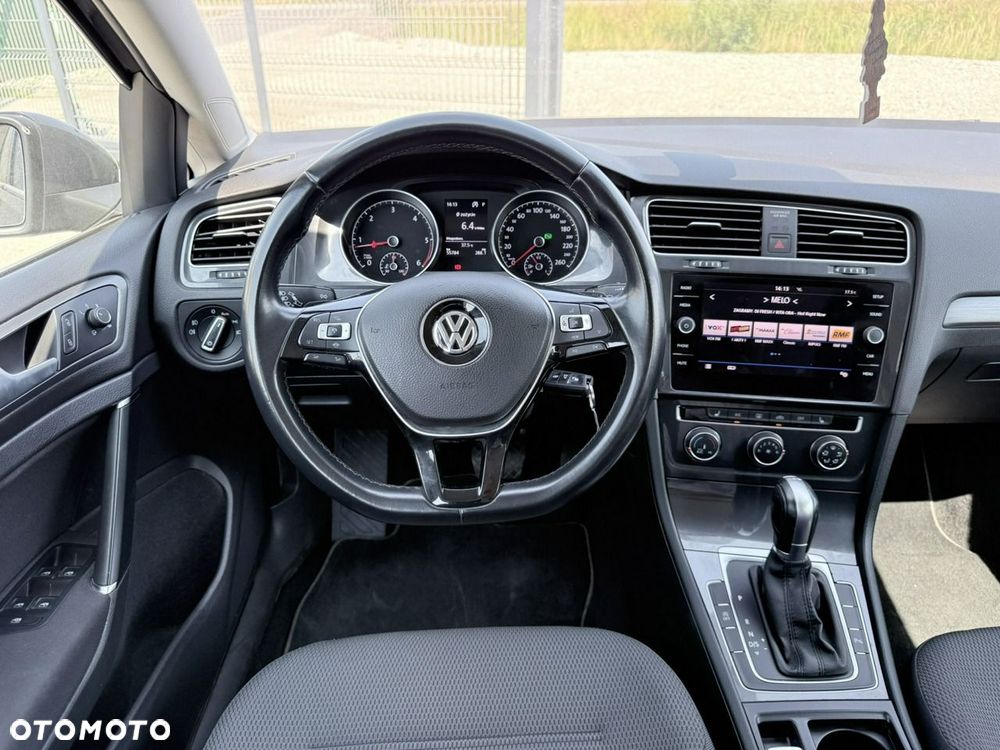 Volkswagen Golf 1.6 TDI SCR DSG Comfortline - 5