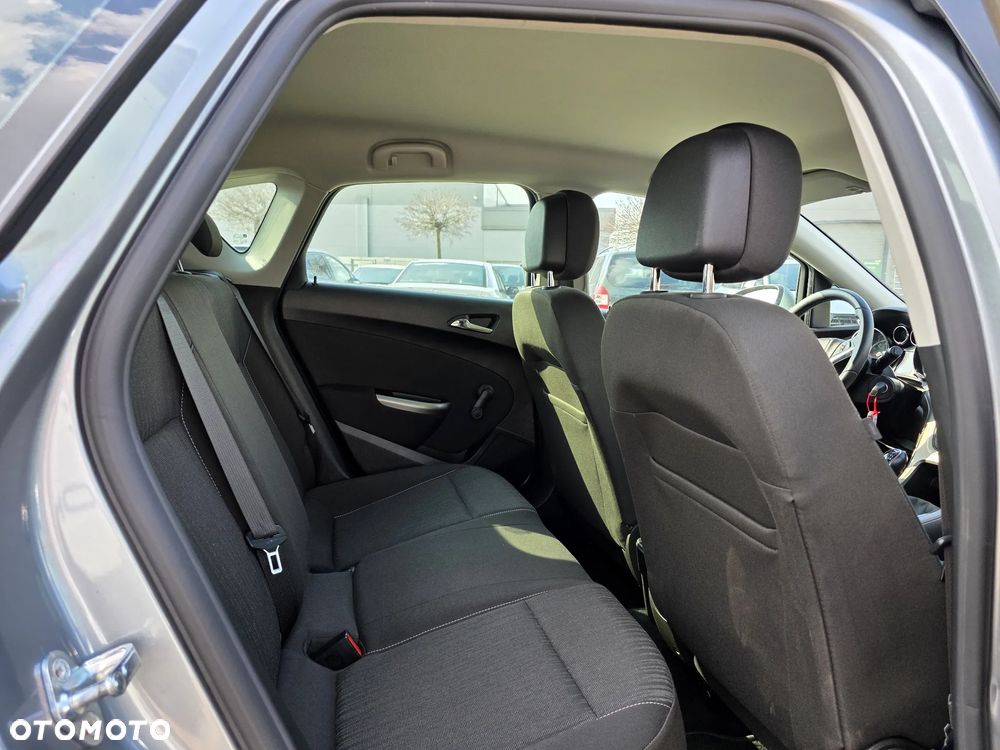 Opel Astra 1.4 Turbo - 12