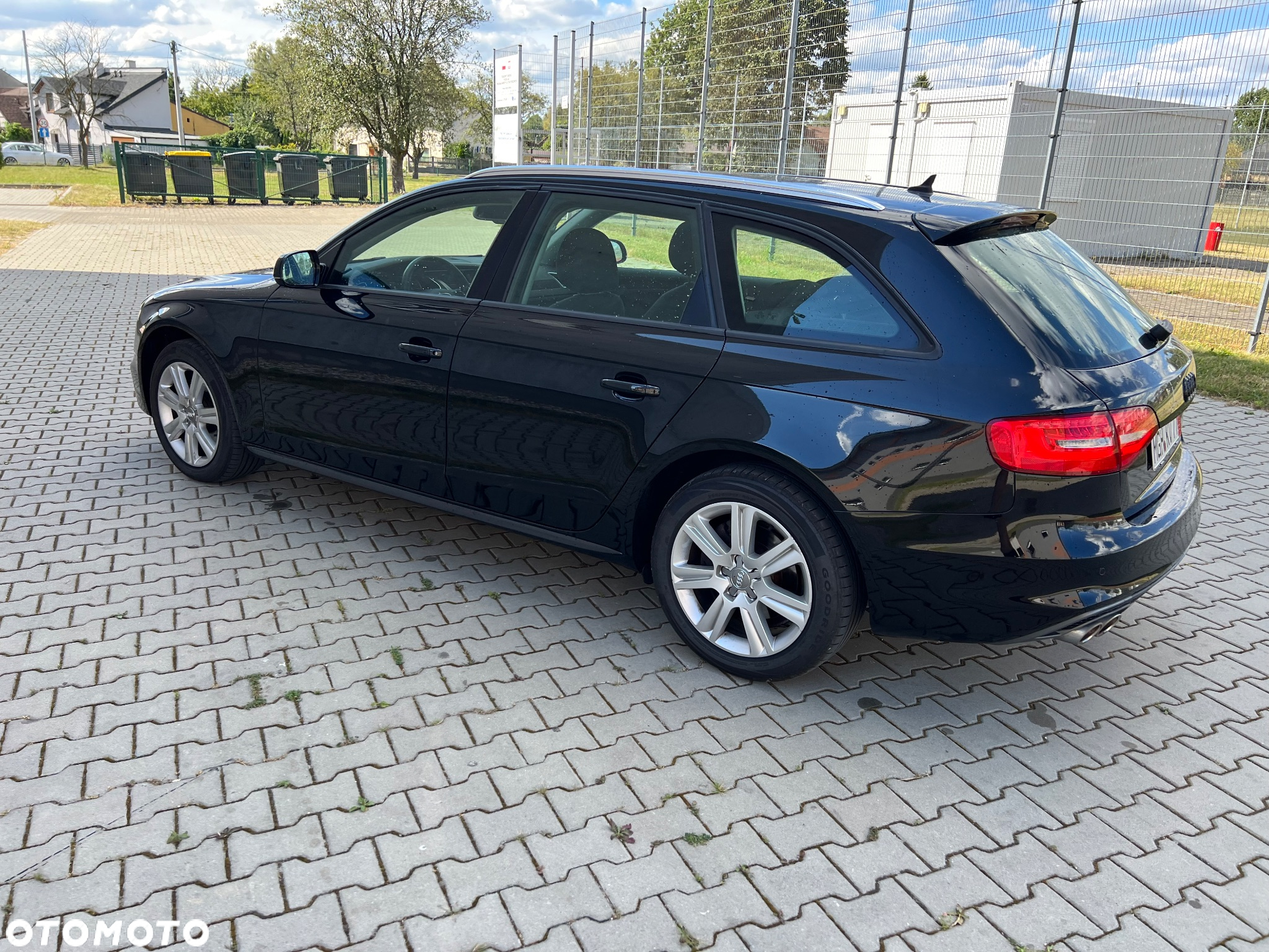Audi A4 2.0 TDI DPF clean diesel S line Sportpaket - 9