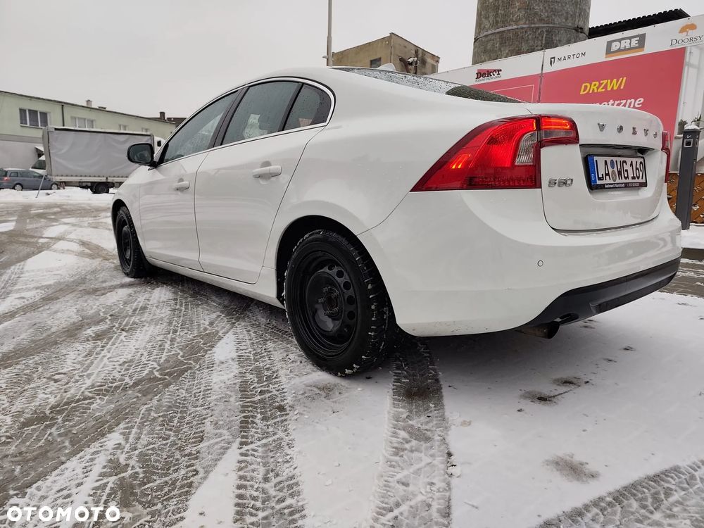 Volvo S60 D3 Geartronic Summum - 3