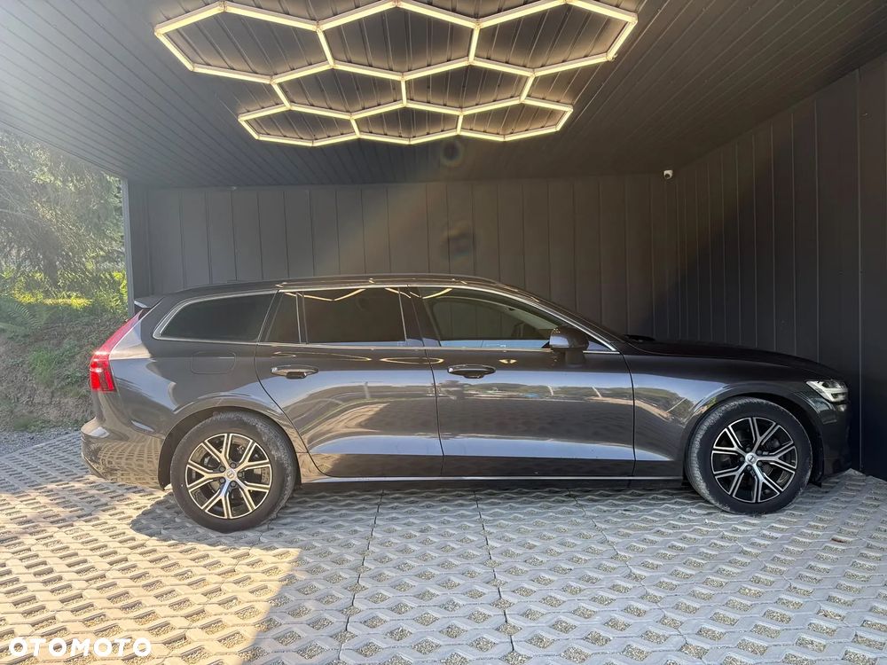 Volvo V60 B4 D Core - 6