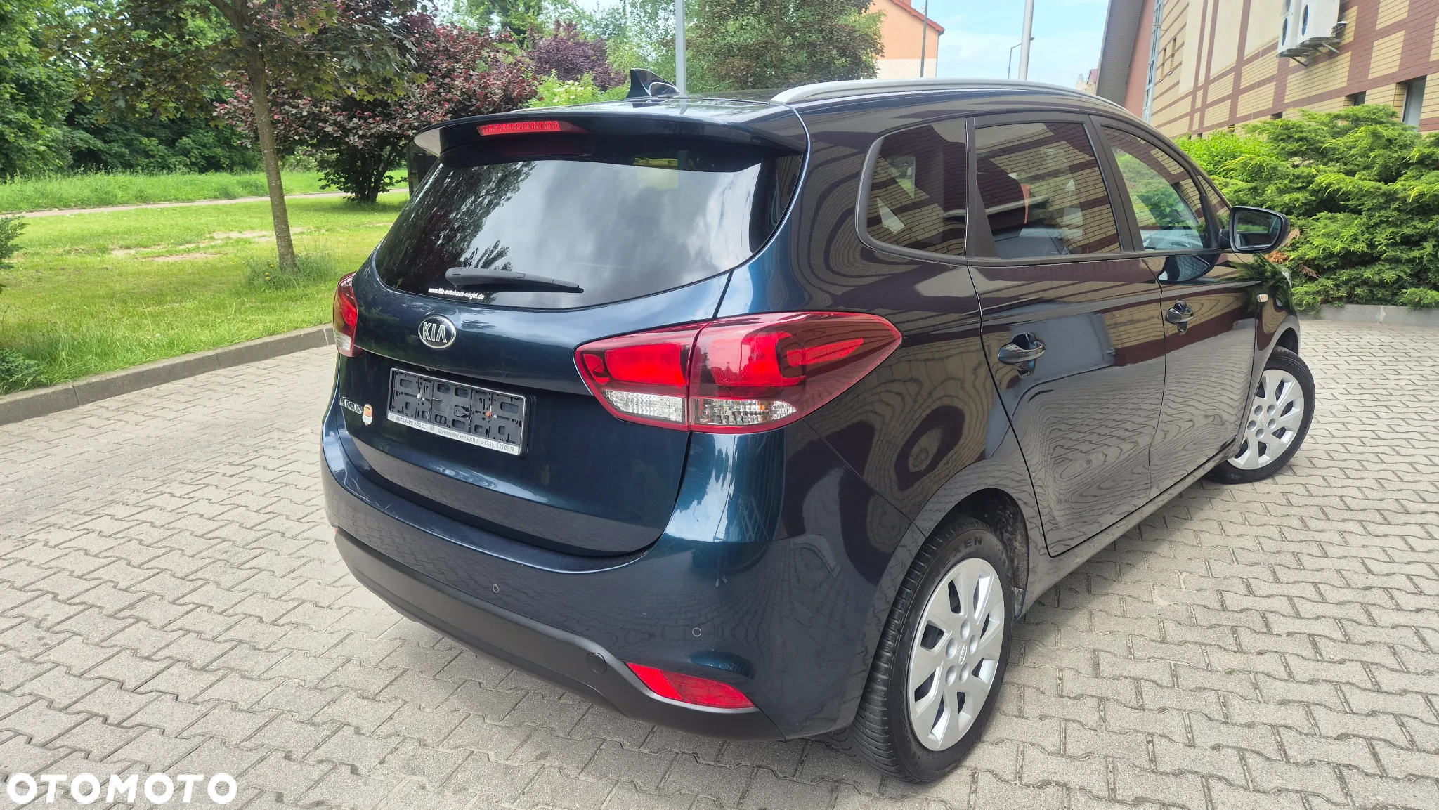 Kia Carens 1.6 GDI Dream Team Edition - 5