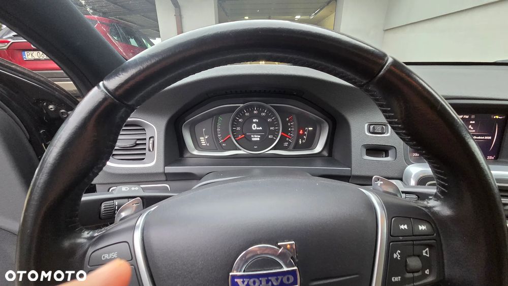 Volvo V60 T5 Geartronic RDesign - 14