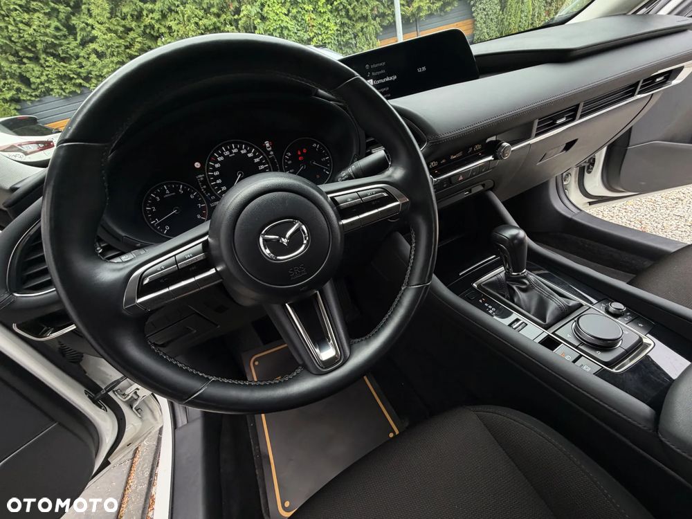 Mazda 3 SKYACTIV-G 2.0 M-Hybrid DRIVE - 29