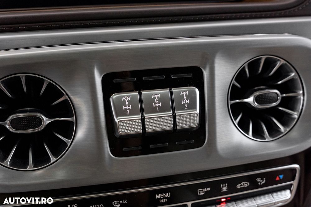 Mercedes-Benz G AMG 63 AMG Speedshift 9G-TRONIC - 38