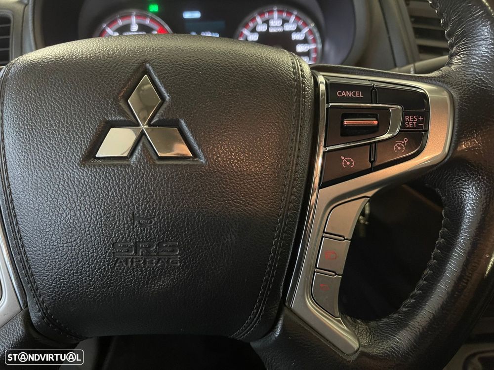 Mitsubishi L200 2.3 DI-D CD Invite 4WD - 20