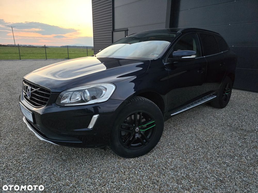 Volvo XC 60 D5 AWD Momentum - 1