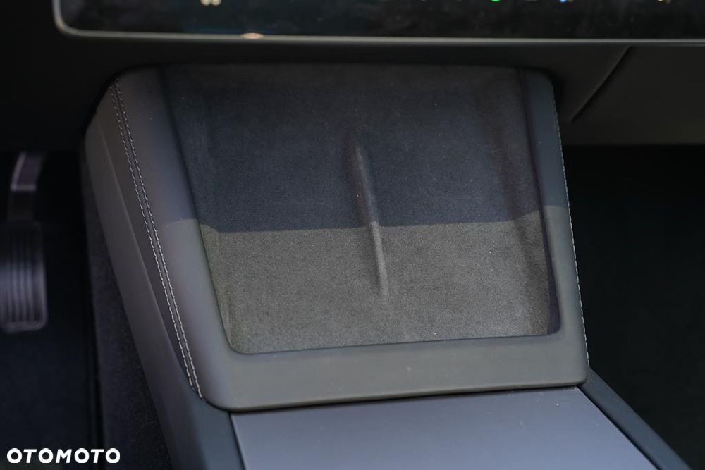 Tesla Model 3 RWD Premium - 19