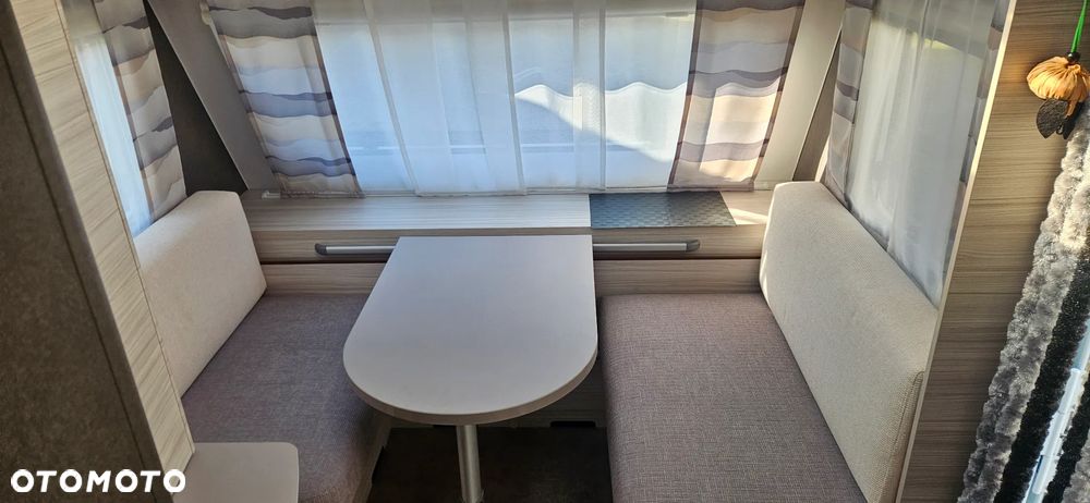 Dethleffs 460El C JOY noweczka salon Niemcy - 11