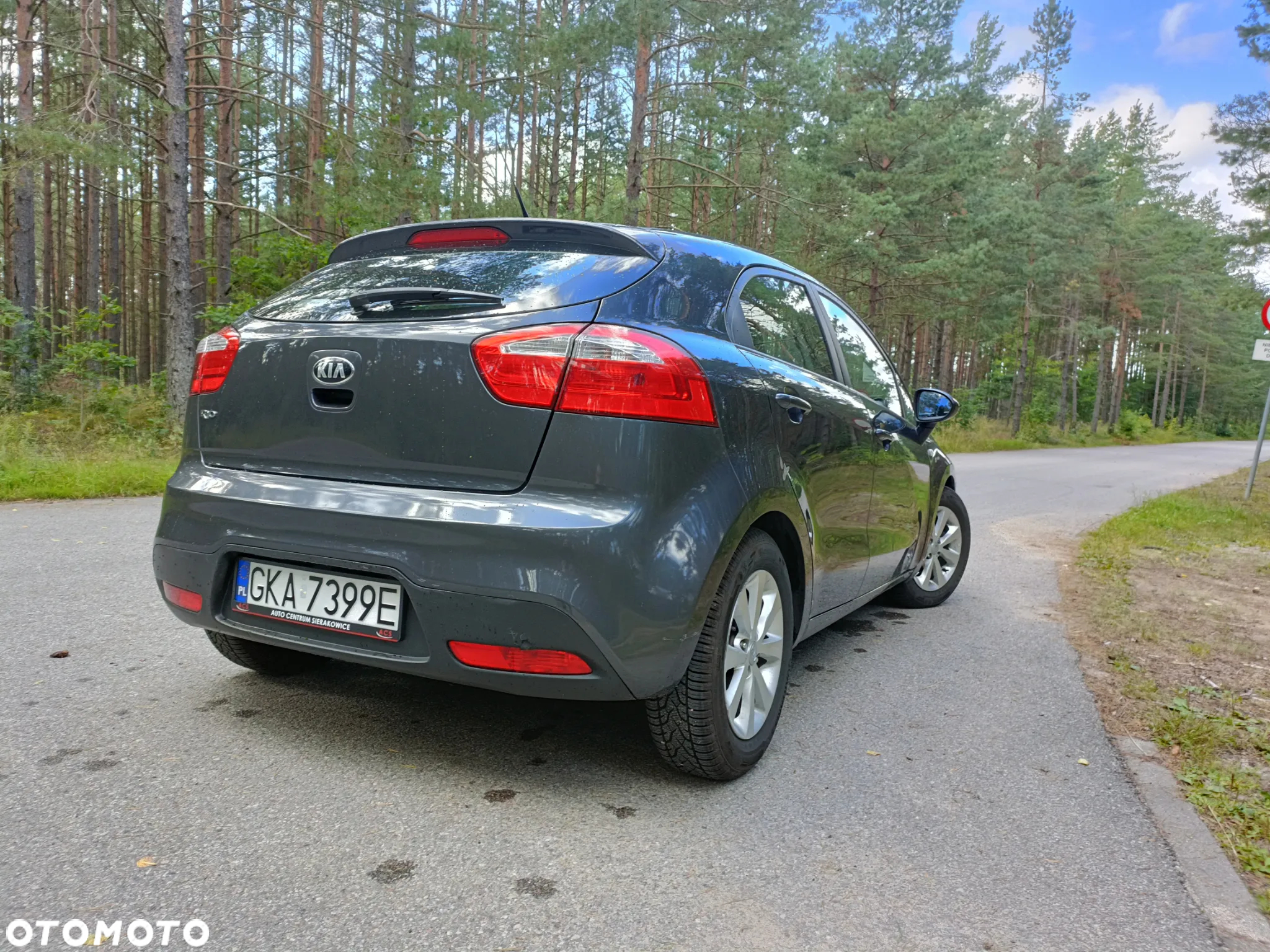 Kia Rio - 3