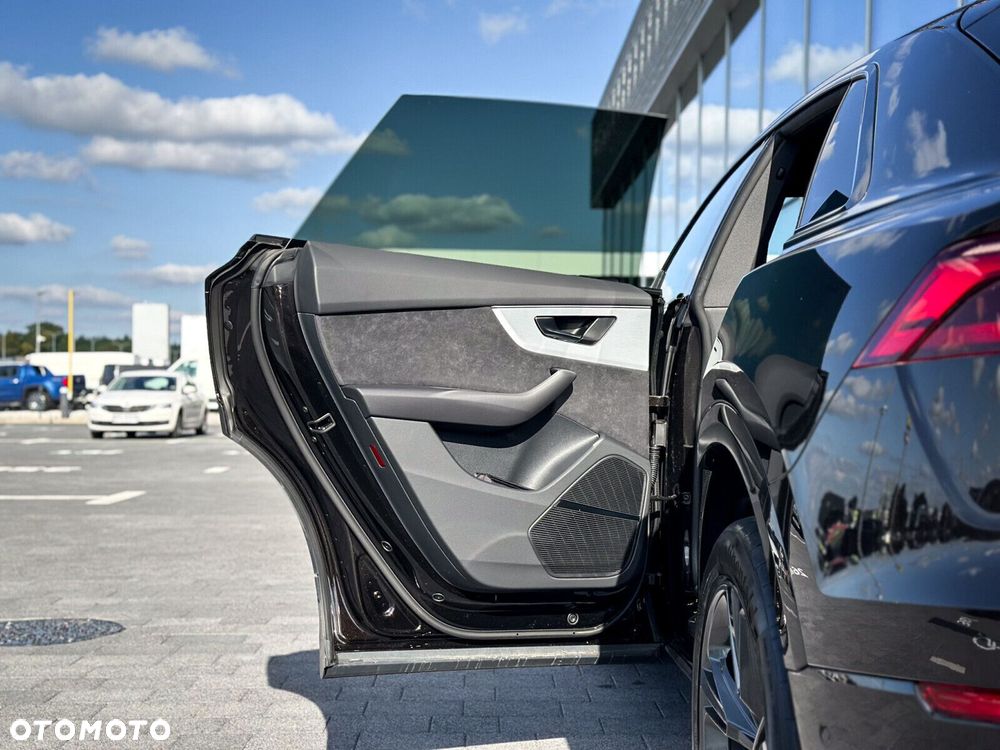 Audi Q8 - 38