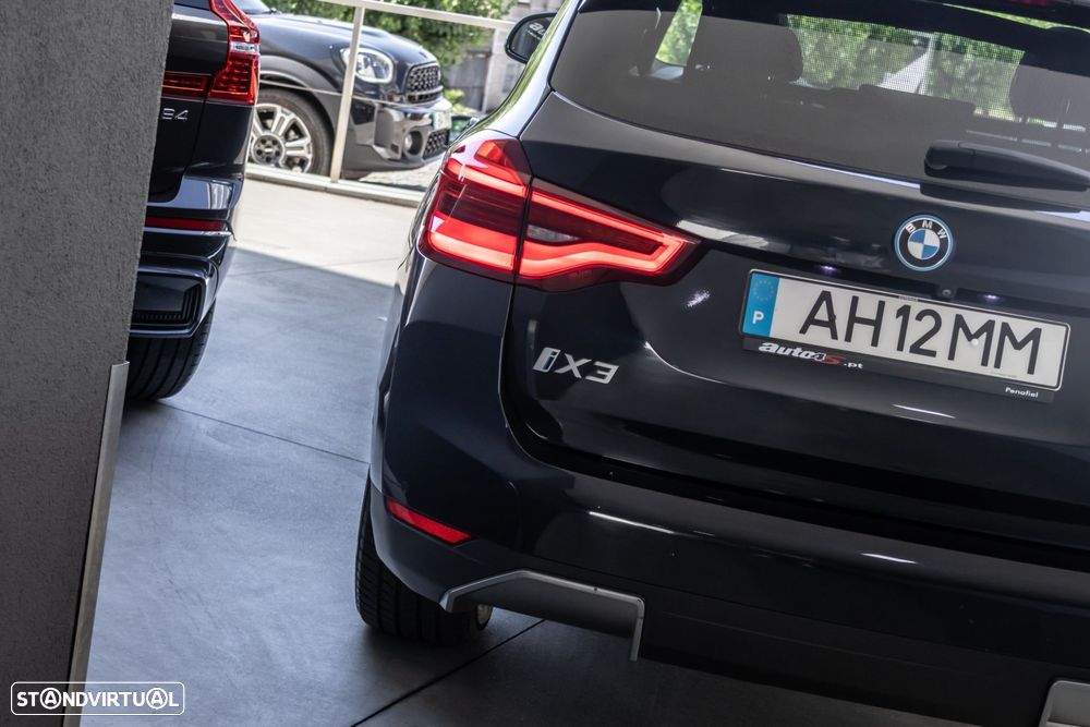 BMW iX3 Inspiring - 8