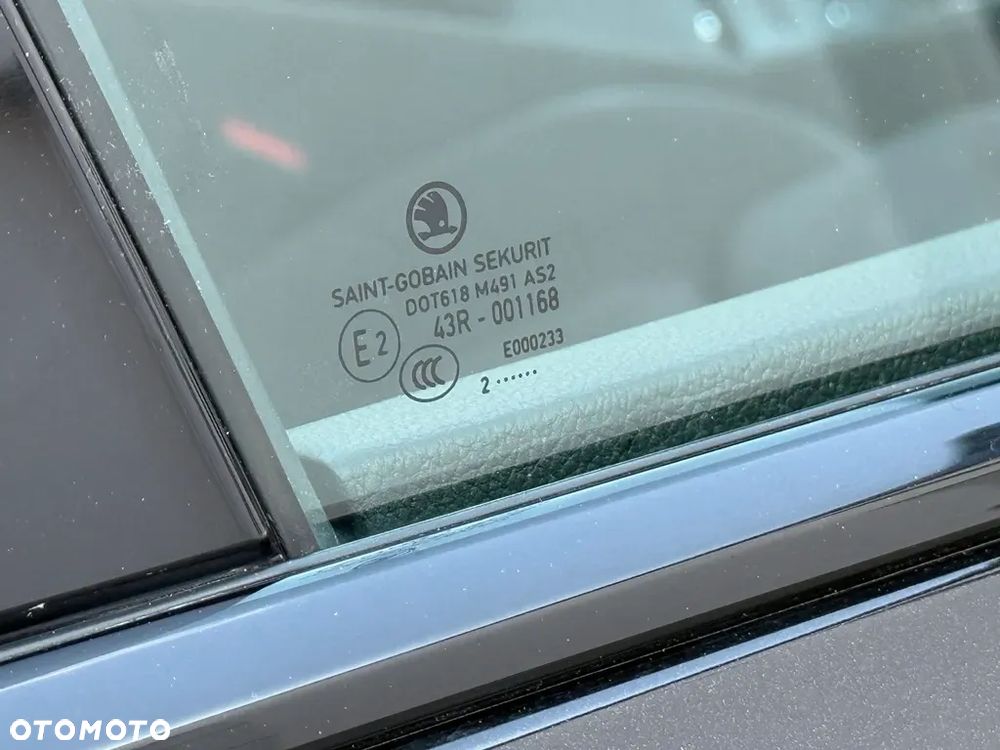 Skoda Superb 1.5 TSI DSG Sportline - 29