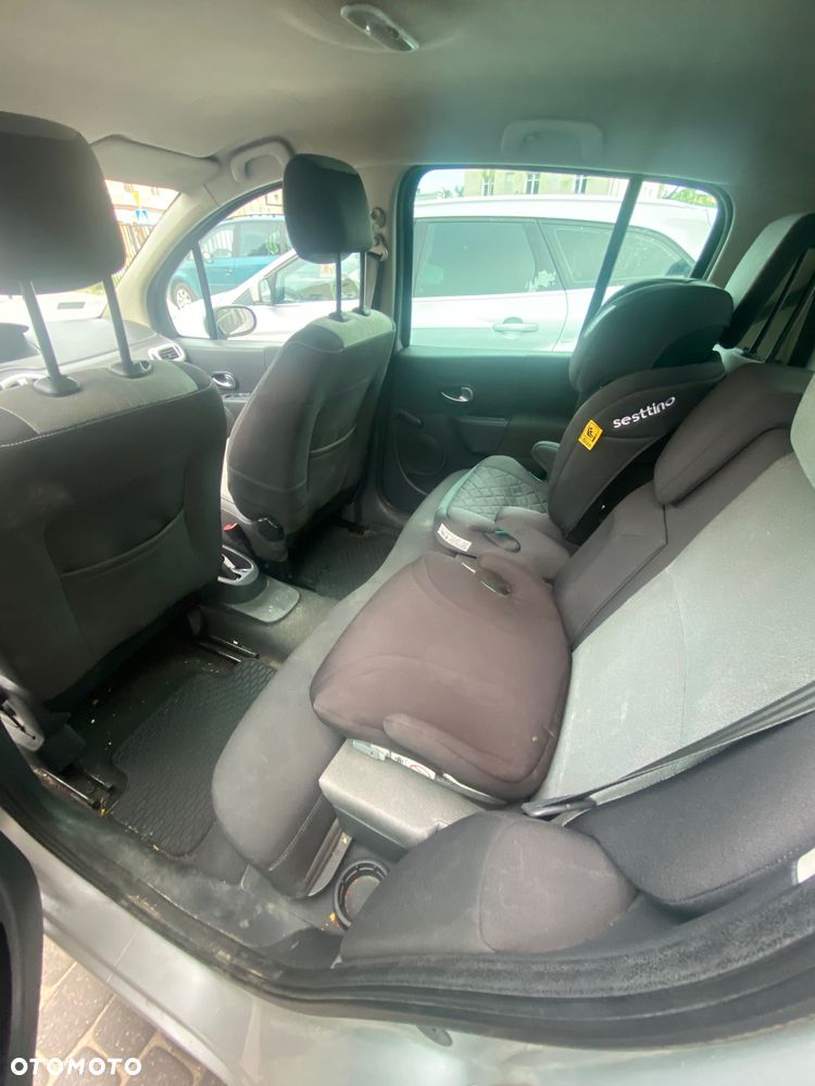 Renault Modus 1.5 dCi Confort Dynamique - 10