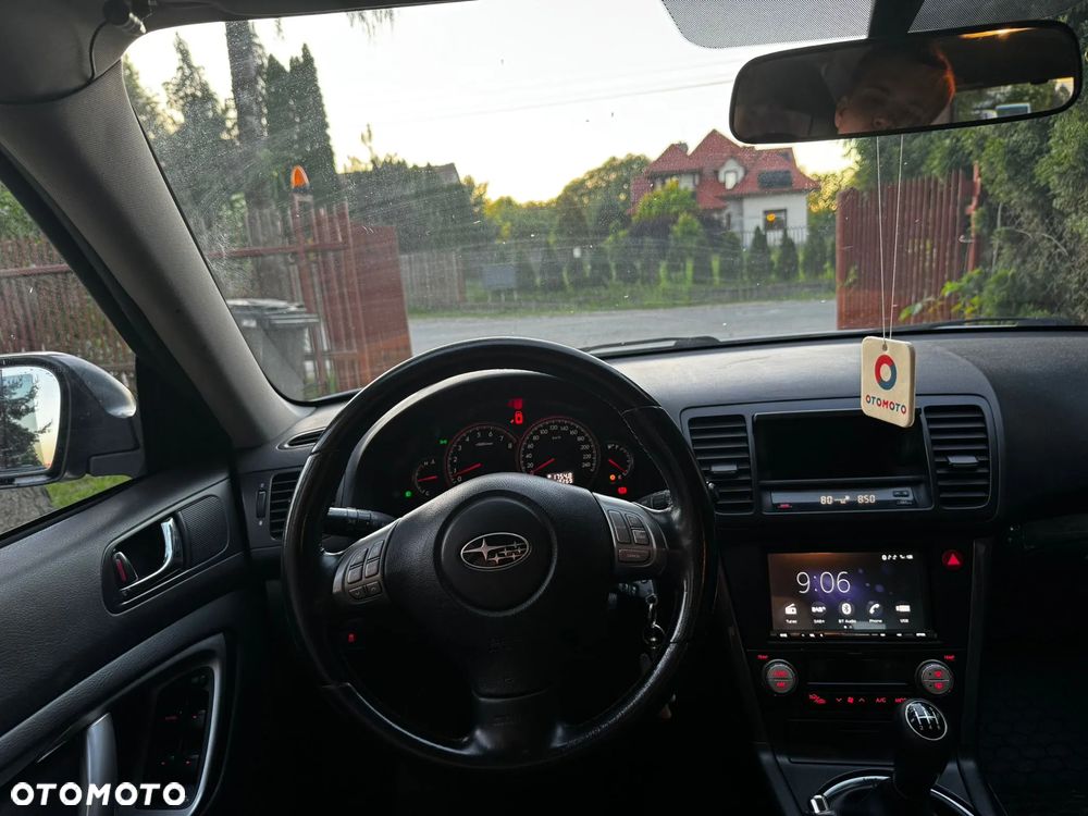 Subaru Legacy 2.5 4WD - 17