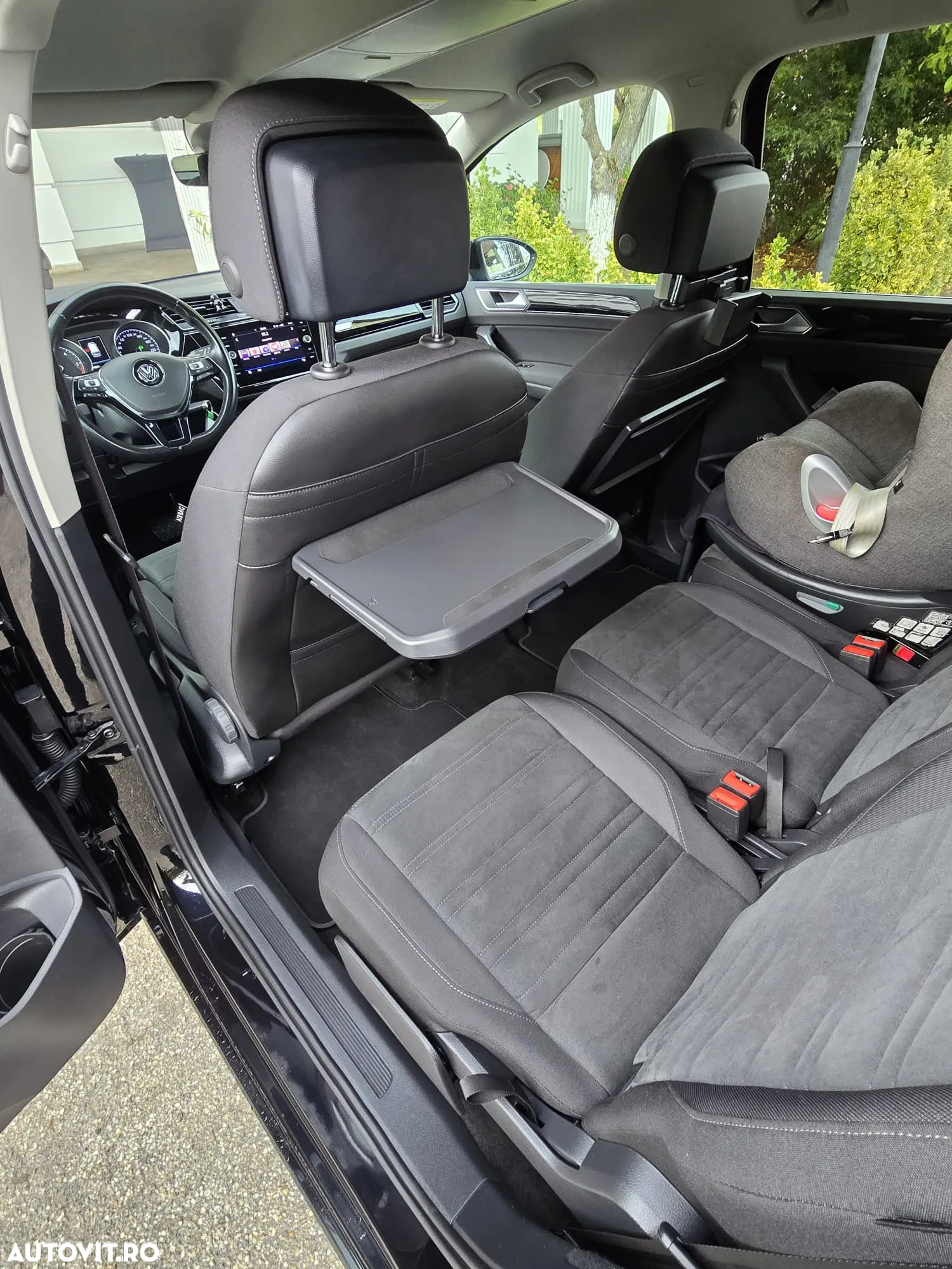 Volkswagen Touran 2.0 TDI DSG Highline - 7