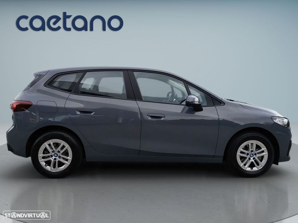 BMW 225xe Active Tourer - 9