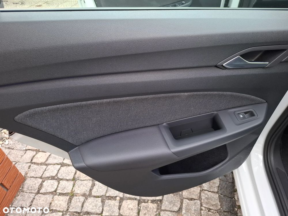 Volkswagen Golf 1.5 TSI EVO Life - 32