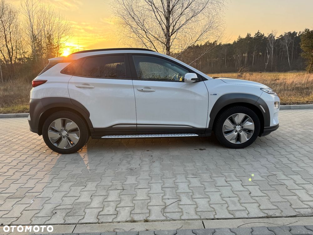 Hyundai Kona 64kWh Style - 6