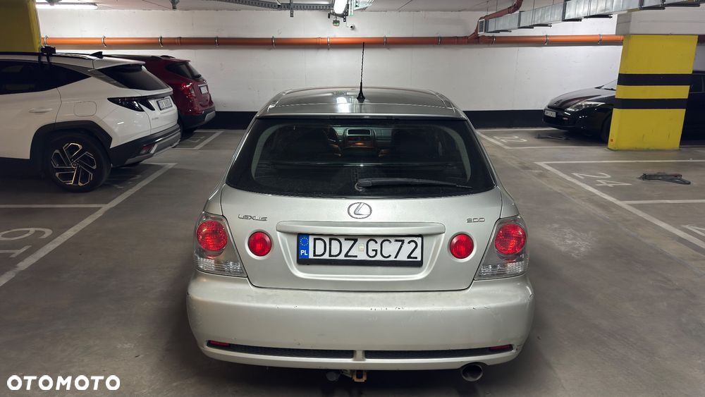 Lexus IS 200 SC Elegance - 6