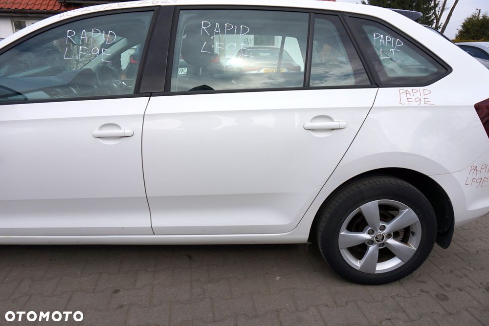 DRZWI TYLNE LEWE RAPID NH3 HB LF9E  BIAŁY SKODA 2012-2019 - 3