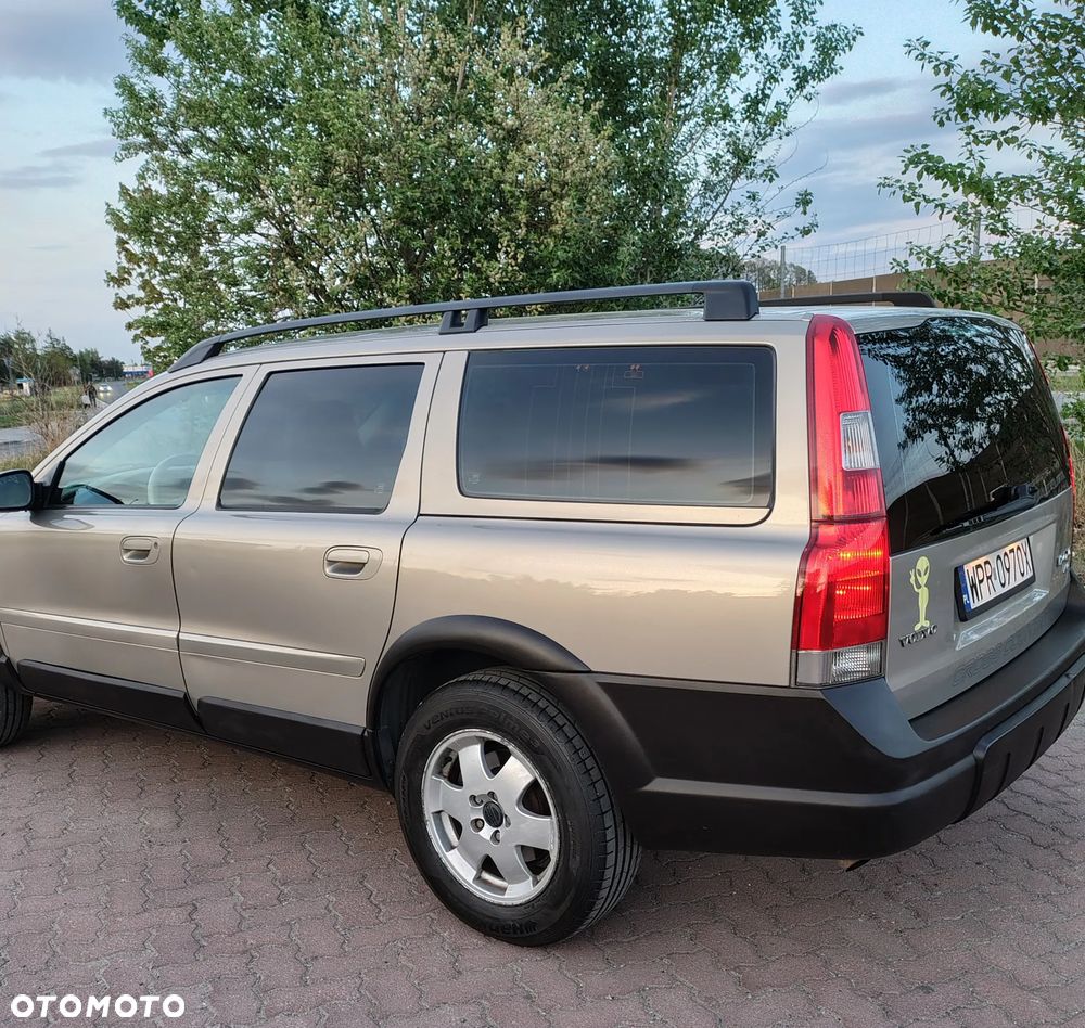 Volvo V70 Cross Country 2.4 AWD - 4