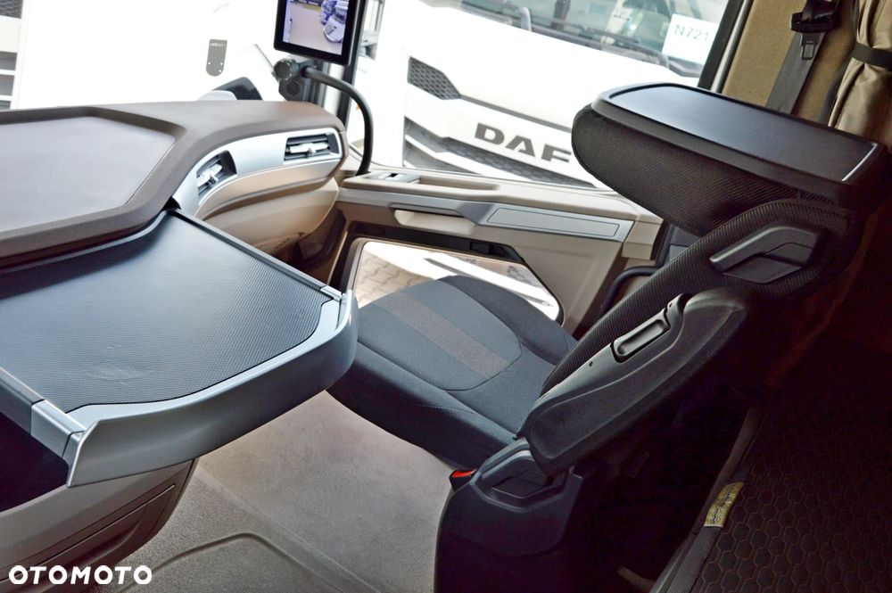 DAF XG+ 480 / LOW DECK / SALONKA / ZF INTARDER / KLIMA POST. / FULL LED / KAMERY - 31