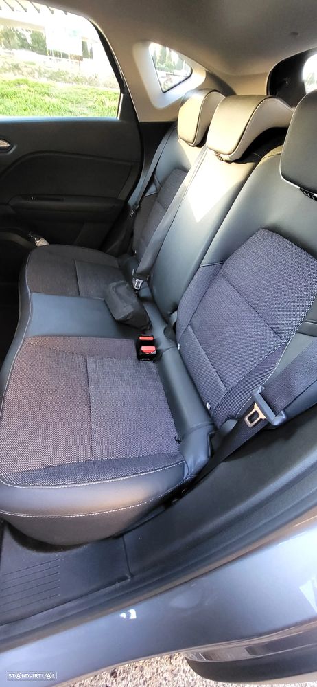 Renault Captur 1.0 TCe Exclusive - 12