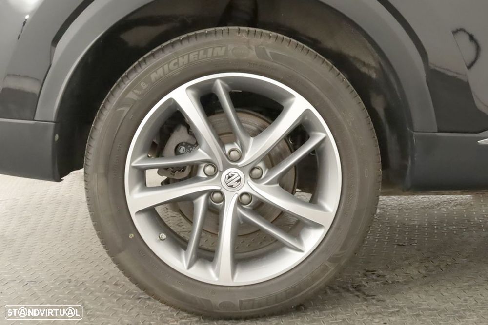MG EHS 1.5 T-GDI Plug-in Hybrid Luxury - 5