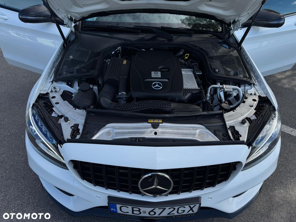 Mercedes-Benz Klasa C 200 4-Matic 9G-TRONIC - 21