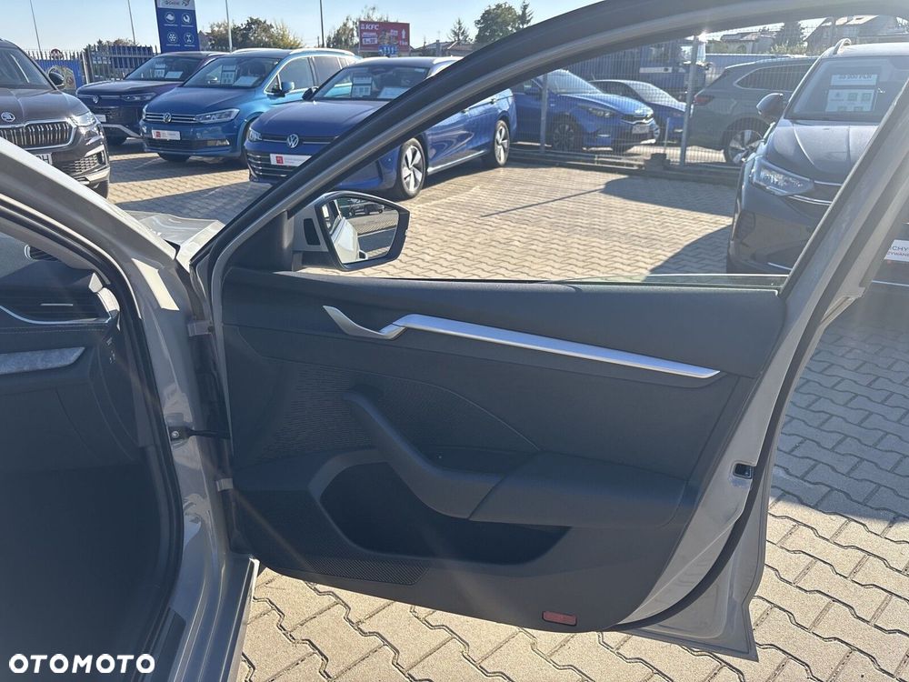 Skoda Octavia 1.5 TSI mHEV 30 Years DSG - 21